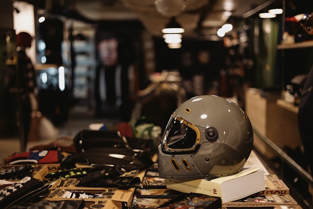 tweedehands motorhelm kopen in de kringloop